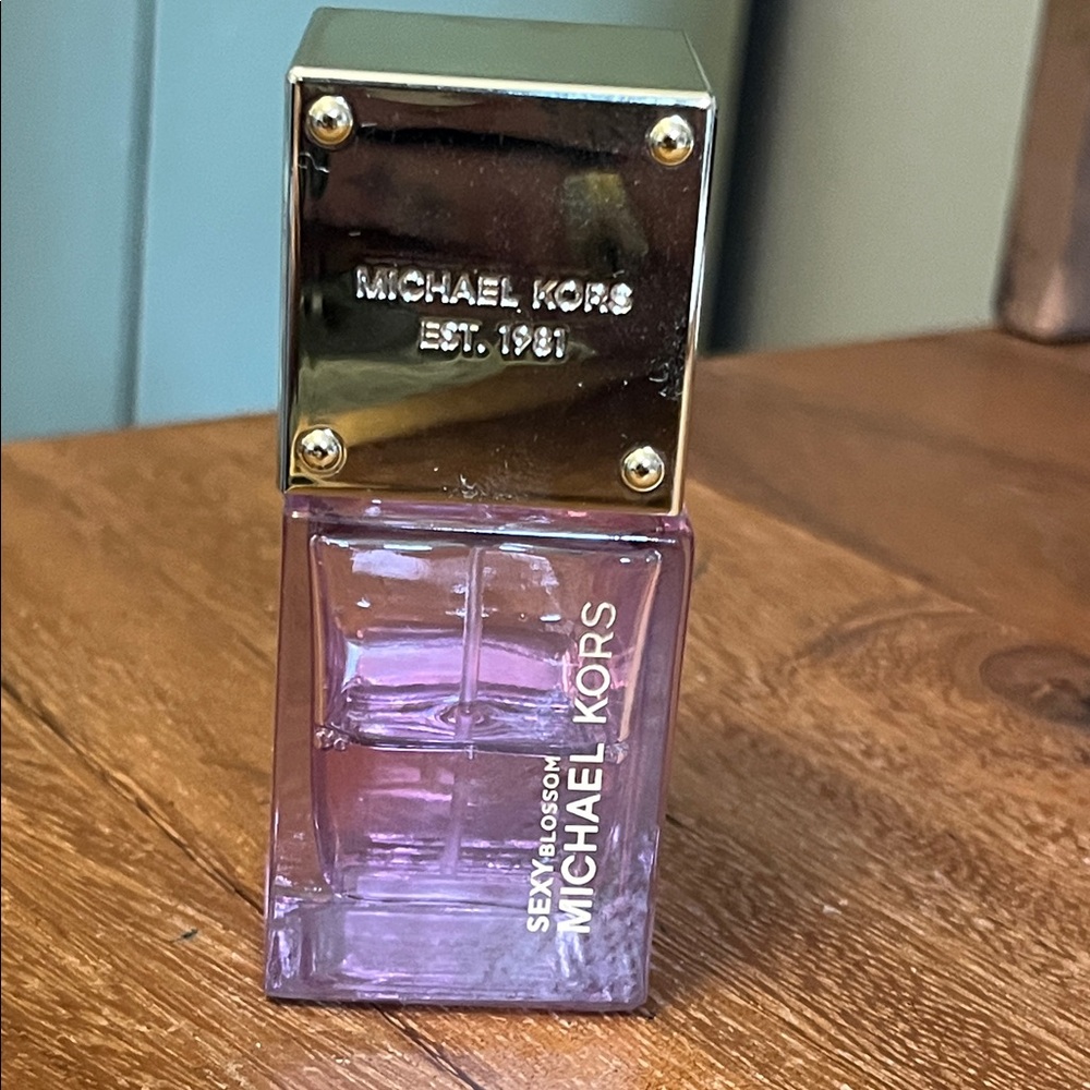Michael Kors Sexy Blossom Fragrance